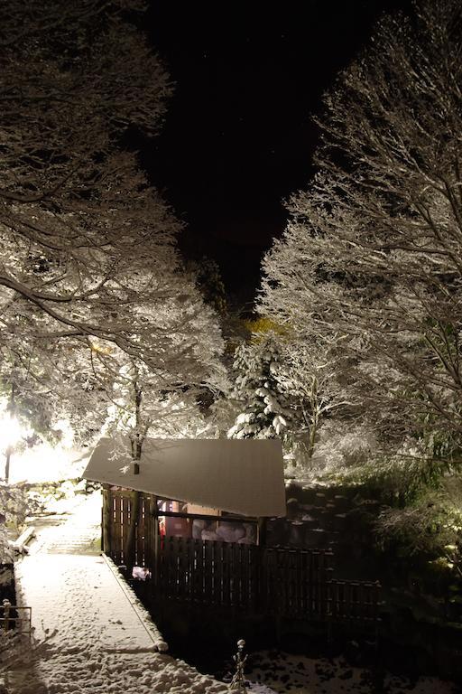 Готель Tengu-No-Yu Kimuraen Numata  Екстер'єр фото